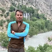 هادی طاهری