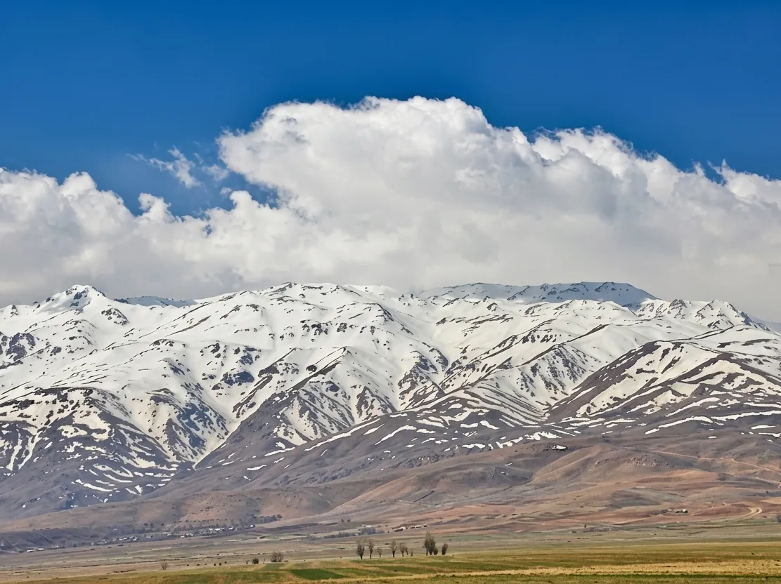 کوه چیرو؛ راهنمای جامع صعود، طبیعتگردی و تجربه زندگی